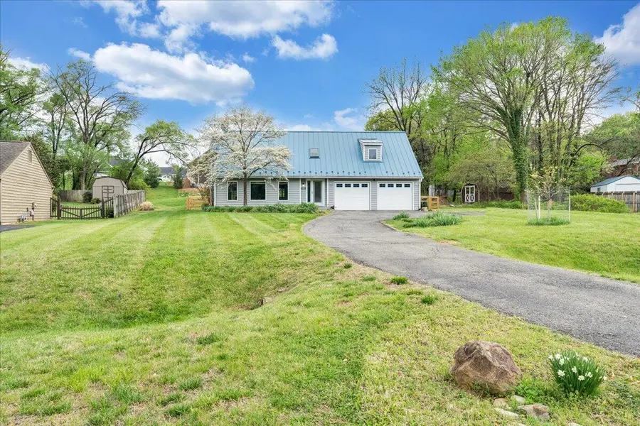 4236 Norwood St Sw, Roanoke, VA 24018 - #3