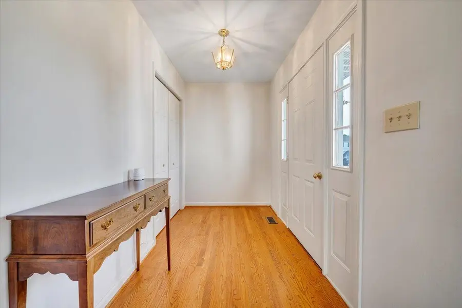 5111 Norseman Dr, Roanoke, VA 24018 - #2