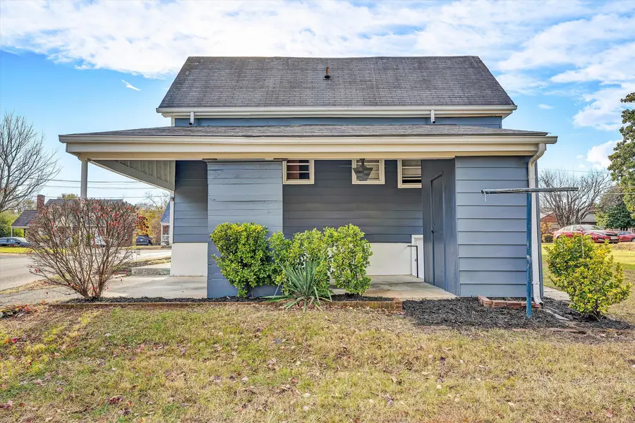 3203 Roundhill Ave Nw, Roanoke, VA 24012 - #3