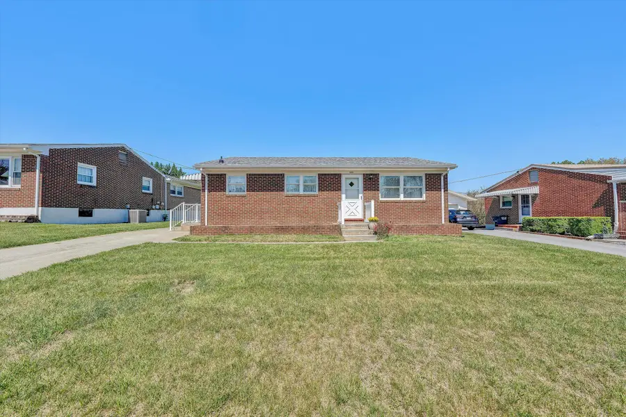 1313 Slemp St, Salem, VA 24153 - #3