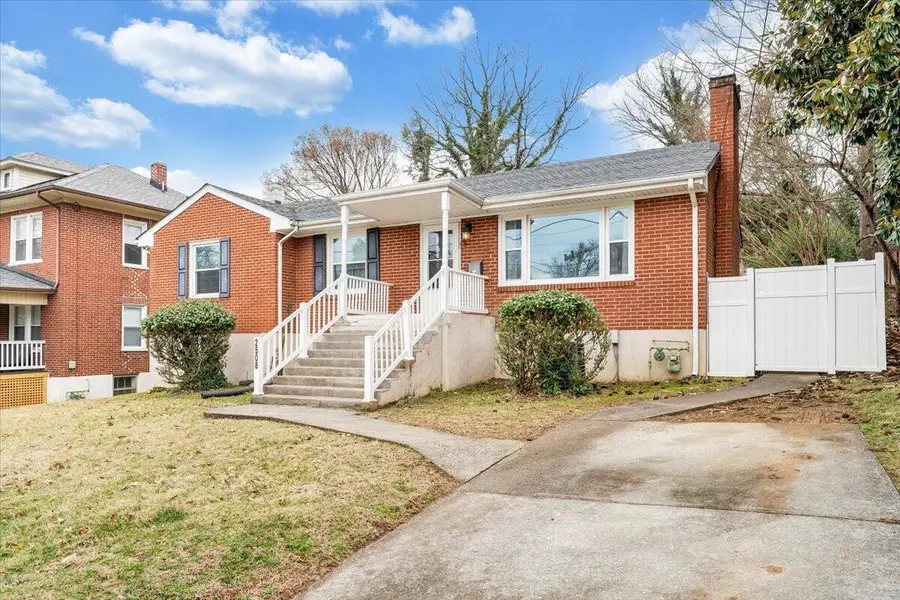 2508 Alberta Ave Sw, Roanoke, VA 24015 - #3