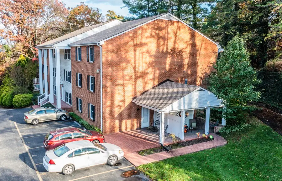 4622 Grandin Rd Sw, Roanoke, VA 24018 - #3