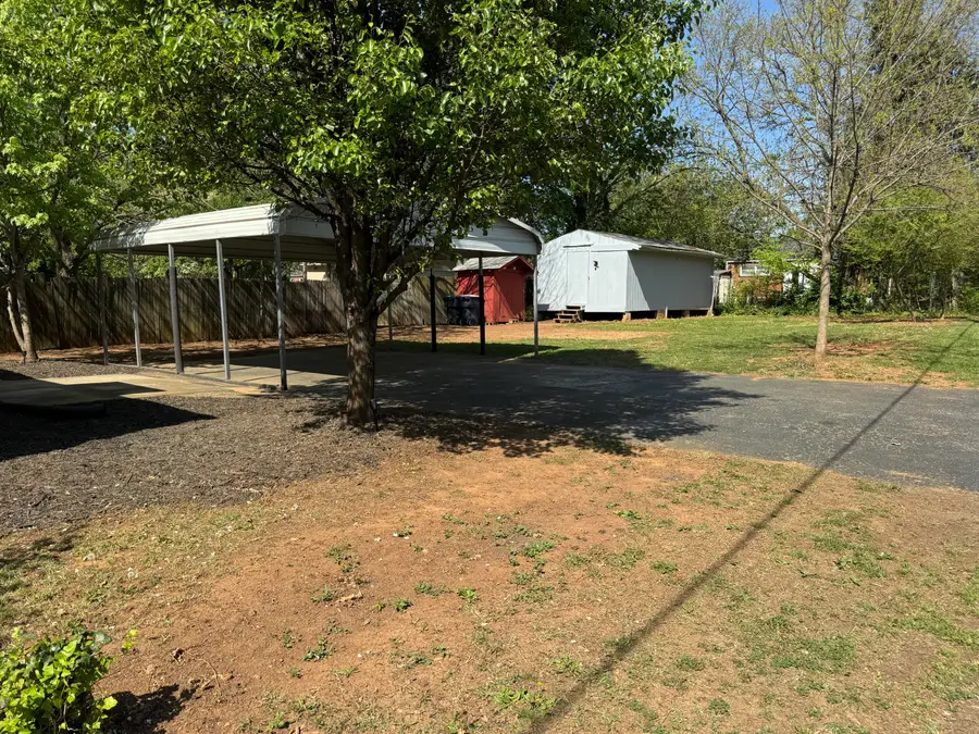 2532 Edinburgh Dr Nw, Roanoke, VA 24012 - #3