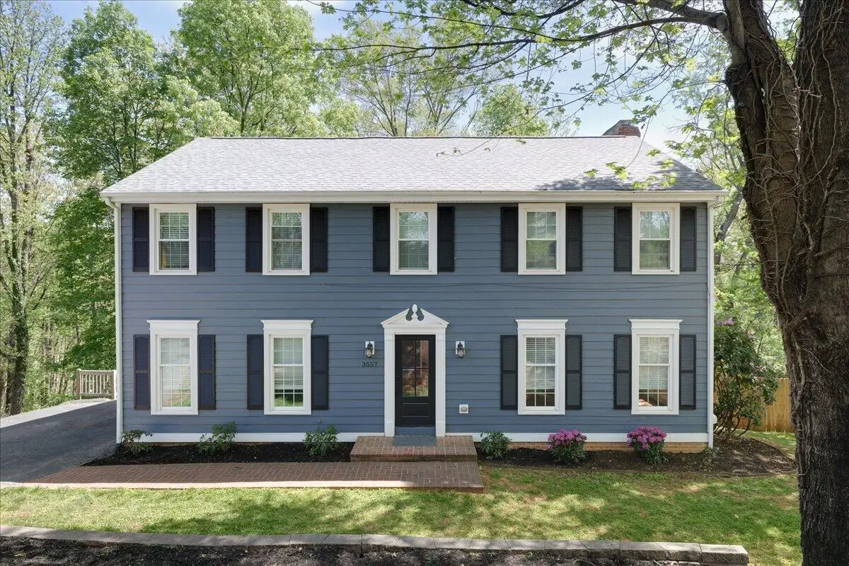 3557 Peakwood Dr Sw, Roanoke, VA 24014 - #1