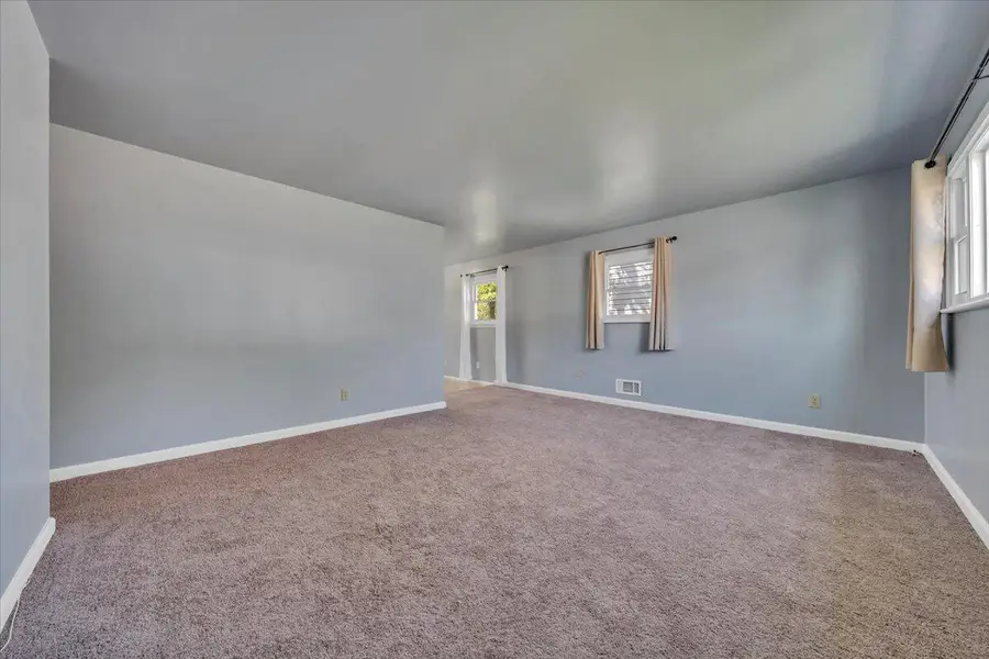 4230 Moomaw Ave Nw, Roanoke, VA 24017 - #3