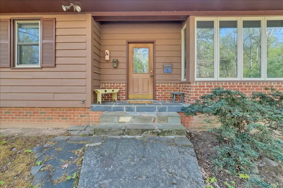 3878 Harborwood Rd, Salem, VA 24153 - #3