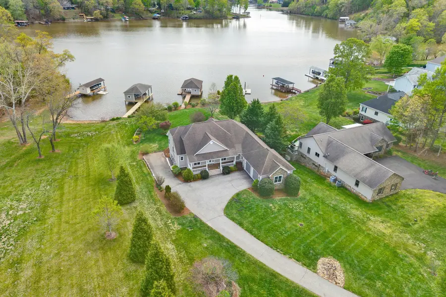 105 Inlet Dr, Wirtz, VA 24184 - #2