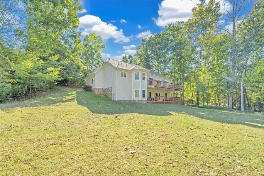 132 Pointe O Woods Dr, Huddleston, VA 24104 - #3