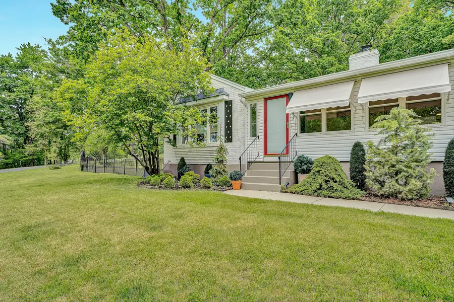 3337 Woodland Dr Sw, Roanoke, VA 24015 - #3