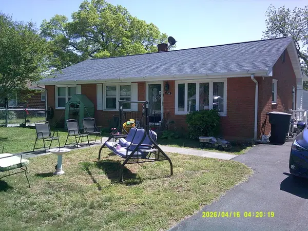 4760 Peach Tree Dr Nw, Roanoke, VA 24017