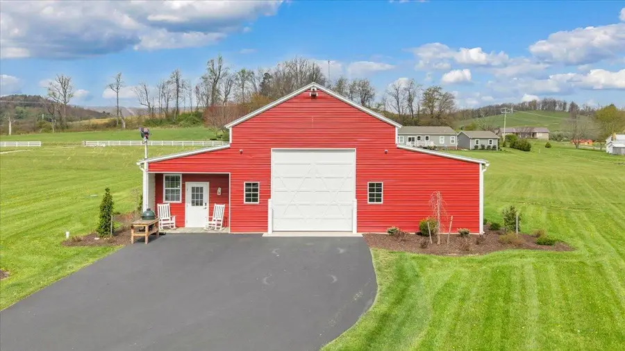 9651 Bent Mountain Rd, Bent Mountain, VA 24059 - #3