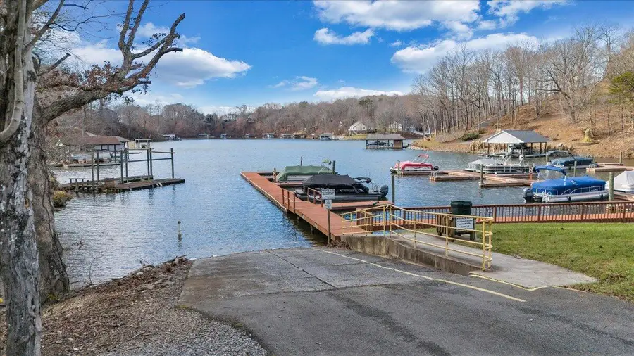 1085 Bluewater Dr #UNIT 115, Moneta, VA 24121 - #3