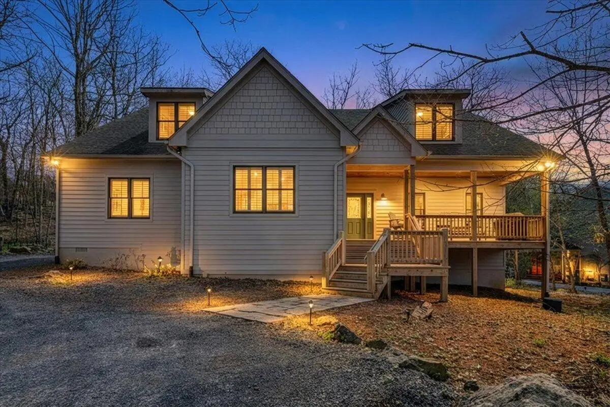 115 Hemlock Dr, Wintergreen, VA 22958 - #1