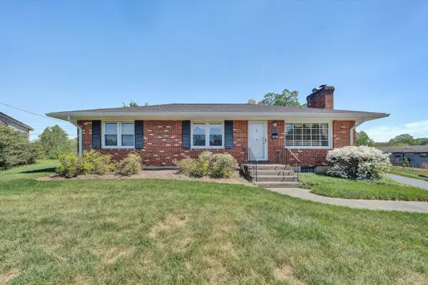 3320 Melody Ave, Roanoke, VA 24018