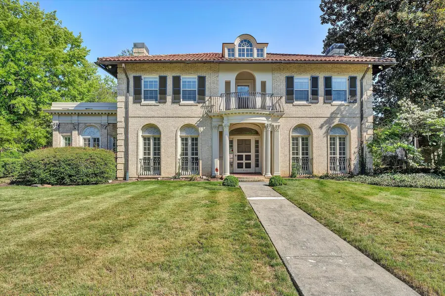 1902 Grandin Rd Sw, Roanoke, VA 24015 - #2