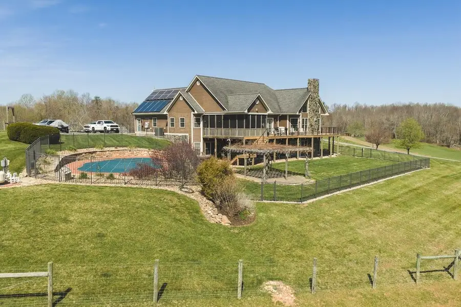 4589 Franklin Pike Se, Floyd, VA 24091 - #3