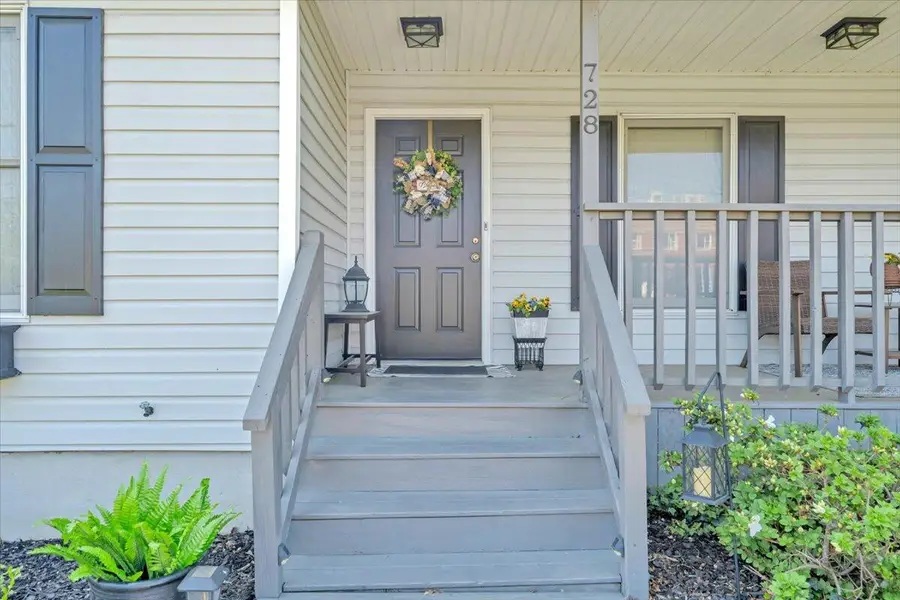 728 Harrison Ave, Salem, VA 24153 - #2