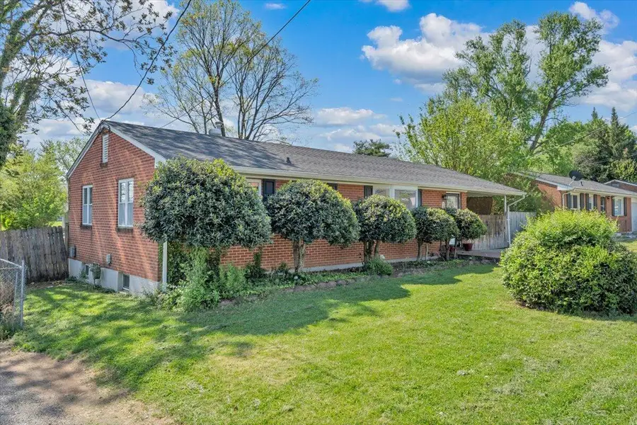 212 Nancy Dr Nw, Roanoke, VA 24017 - #3