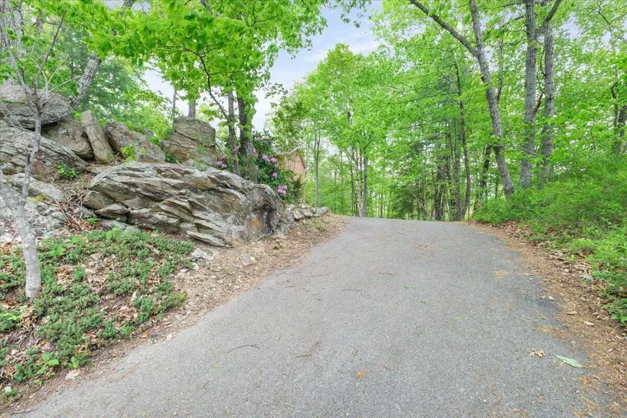 5751 Cox Hopkins Rd, Roanoke, VA 24014 - #2