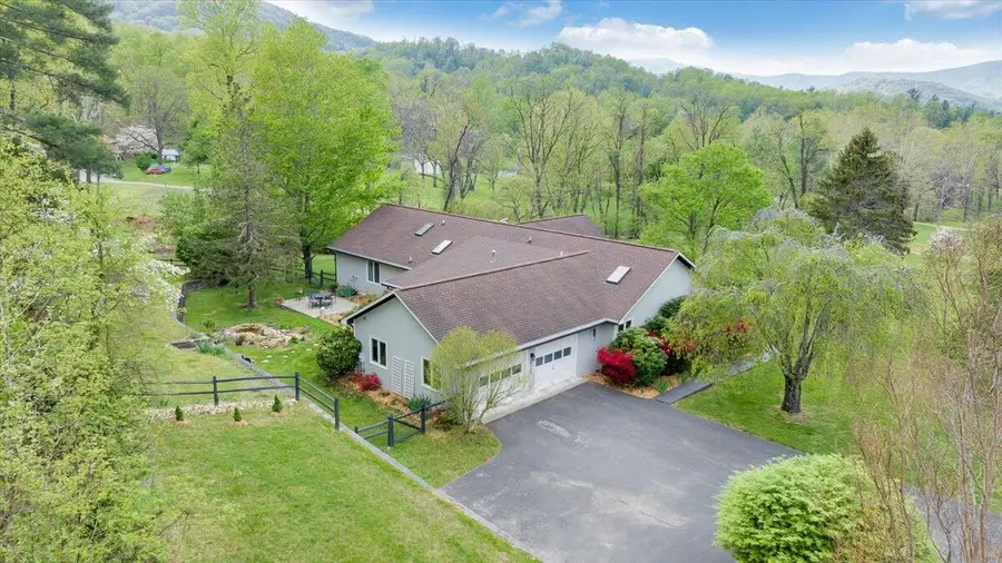 6925 Shaver Rd, Roanoke, VA 24018 - #3