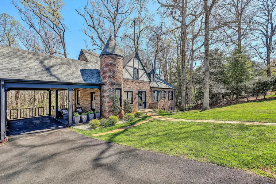 925 Mulberry Rd, Martinsville, VA 24112 - #3