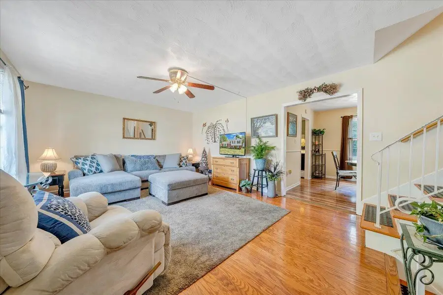 619 Elmcrest St Ne, Roanoke, VA 24019 - #3