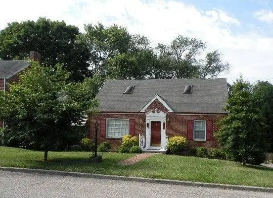 2618 Fairway Dr Sw, Roanoke, VA 24015