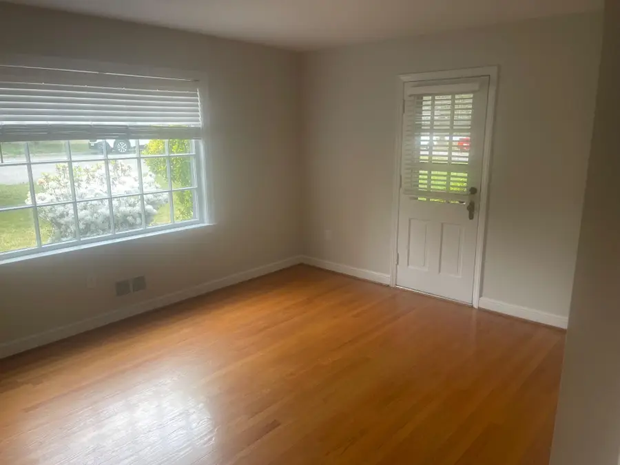 2618 Fairway Dr Sw, Roanoke, VA 24015 - #2