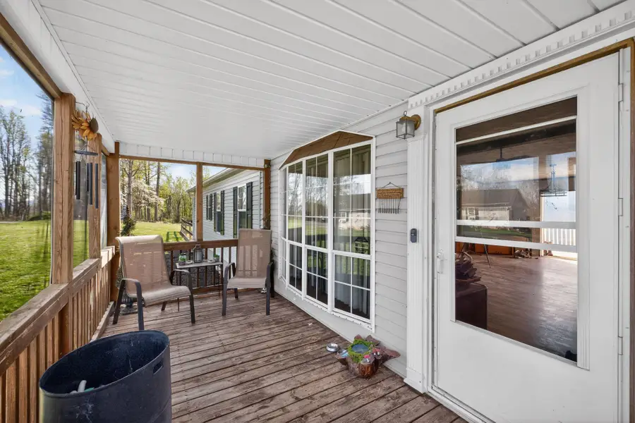 355 Clan Alpine Way, Glasgow, VA 24555 - #3