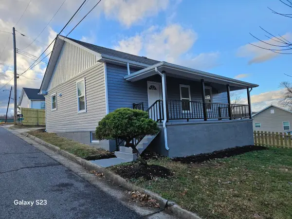 535 Dillard St, Martinsville, VA 24112