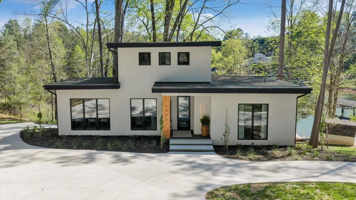 16358 Moneta Rd, Moneta, VA 24121 - #1