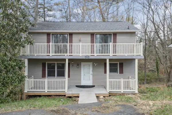 716 Prospect Hill Dr, Martinsville, VA 24112