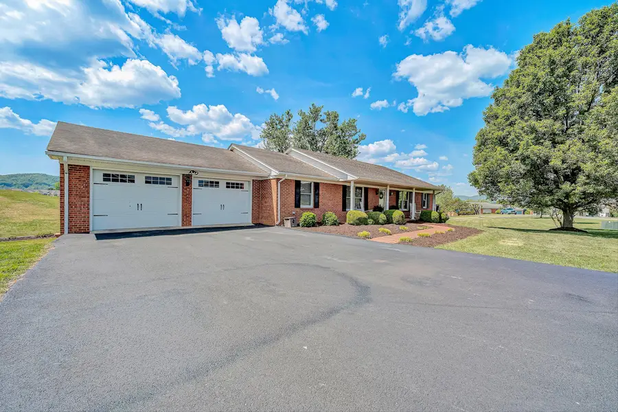 147 Westridge Dr, Daleville, VA 24083 - #3