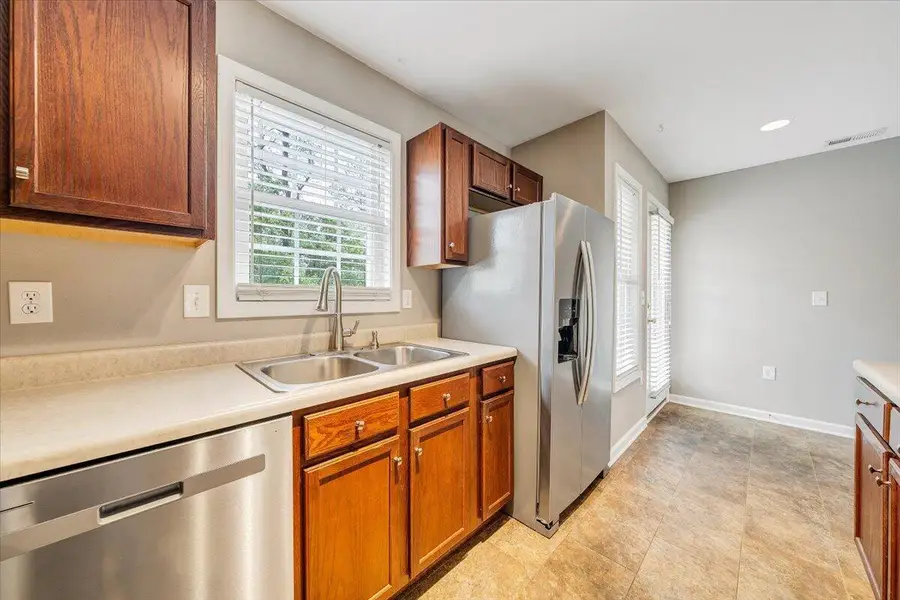 235 Ross St, Salem, VA 24153 - #3