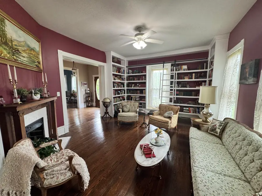 17749 Main St, Buchanan, VA 24066 - #2