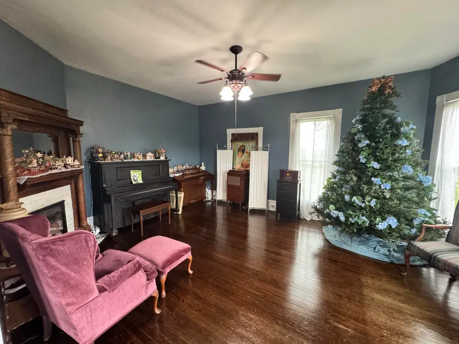 17749 Main St, Buchanan, VA 24066 - #3