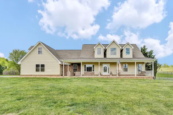 1757 Daniels Run Rd Ne, Check, VA 24072