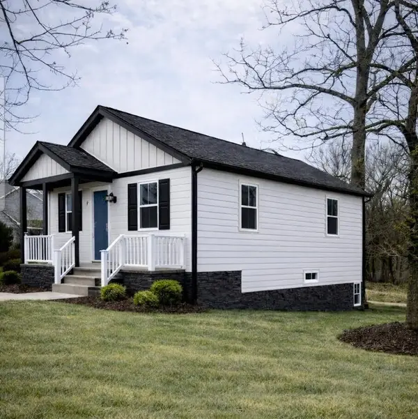 804 Harrison Ave, Salem, VA 24153