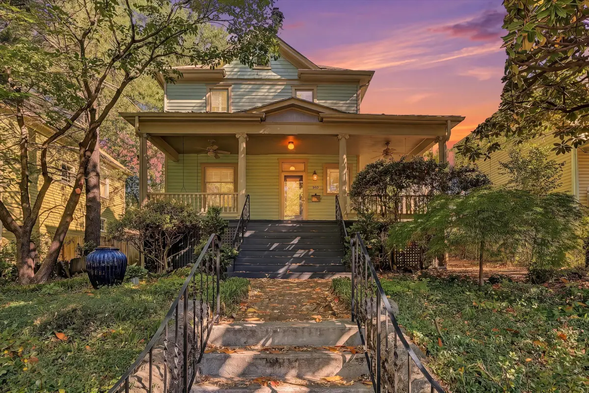 519 Woods Ave Sw, Roanoke, VA 24016 - #1