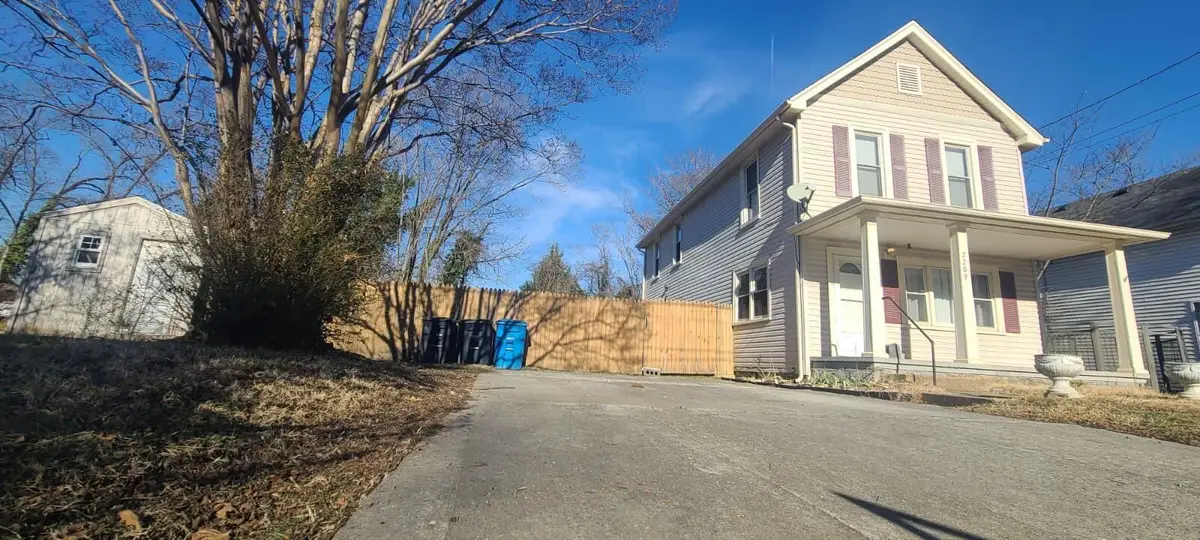 2209 Buford Ave Sw, Roanoke, VA 24015 - #1