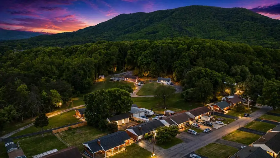 1625 Eanes Rd, Roanoke, VA 24014 - #3