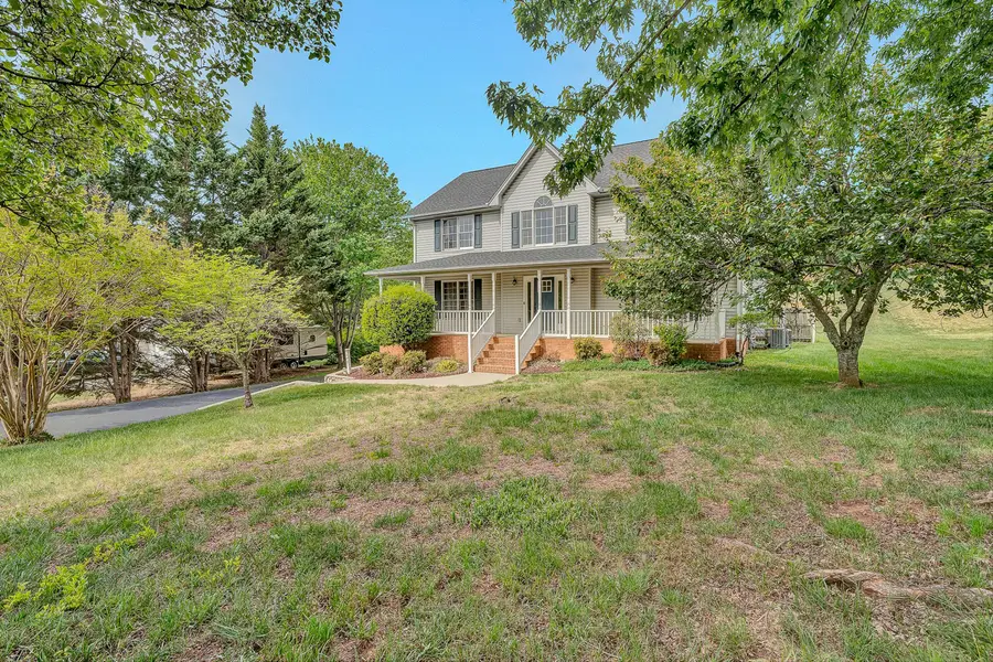 175 Wellington Ln, Daleville, VA 24083 - #2