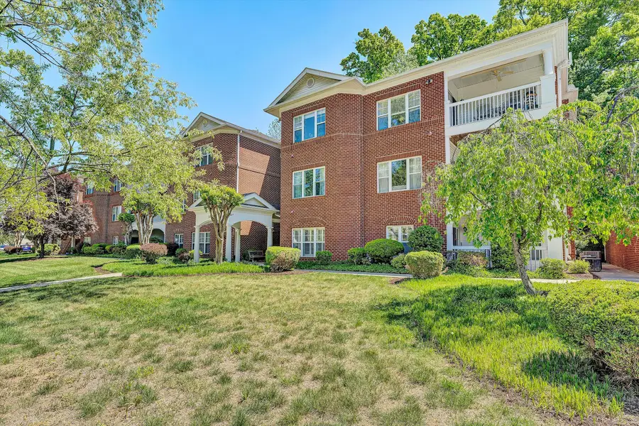 2220 Carolina Ave Sw # 305, Roanoke, VA 24014 - #2