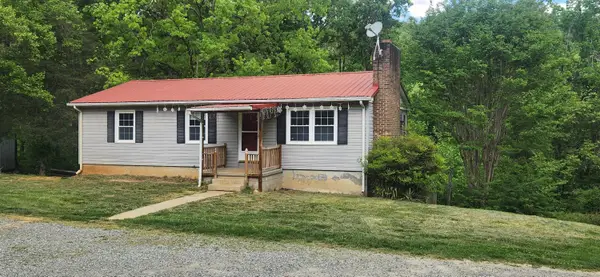 1089 Goose Dam Rd, Rocky Mount, VA 24151