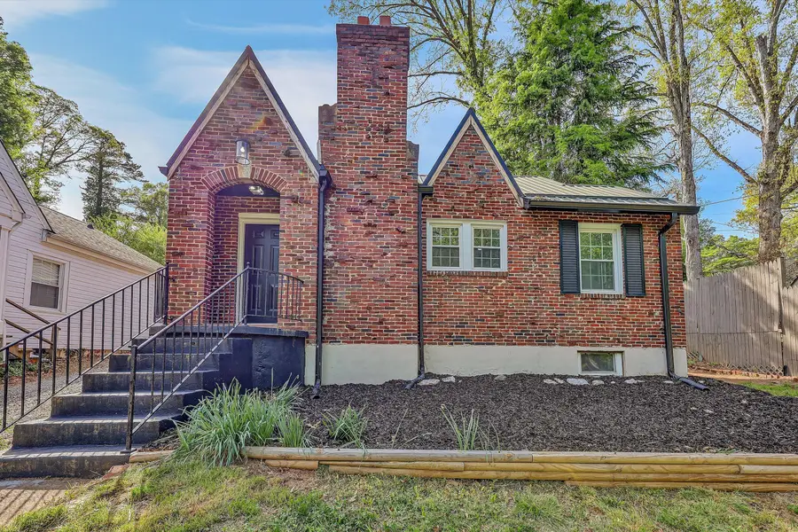 733 Craig St, Martinsville, VA 24112 - #2