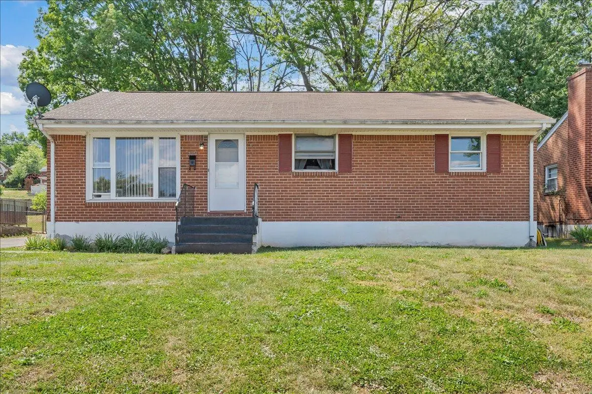 4342 Holmes St Ne, Roanoke, VA 24012 - #1