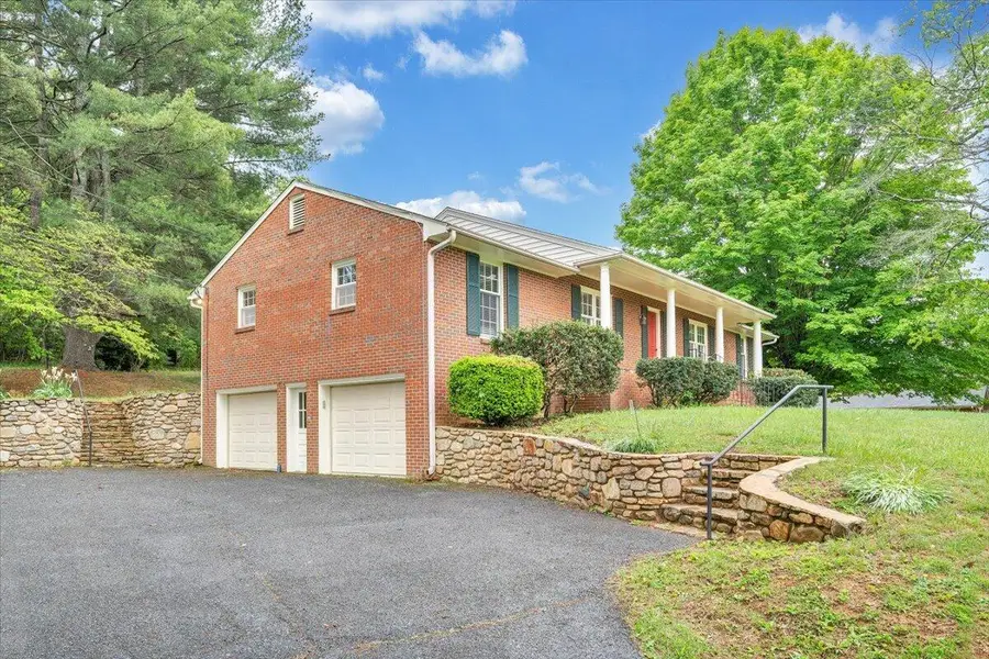 9590 Lee Hwy, Fincastle, VA 24090 - #3