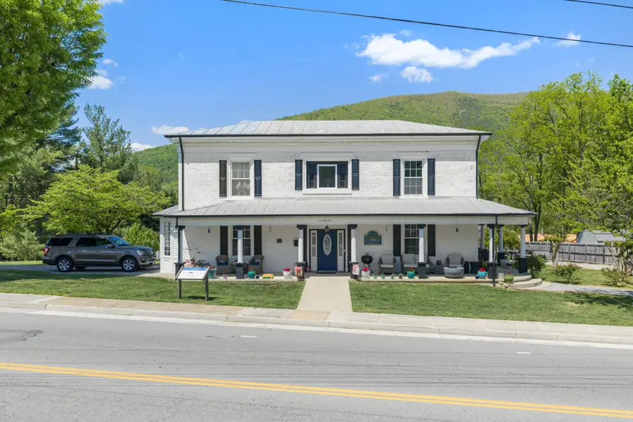 19391 Main St, Buchanan, VA 24066 - #2