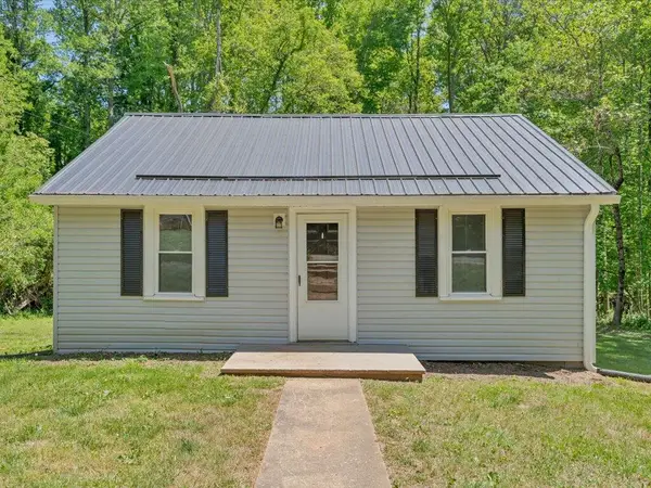 1119 Drewry Rd, Martinsville, VA 24112