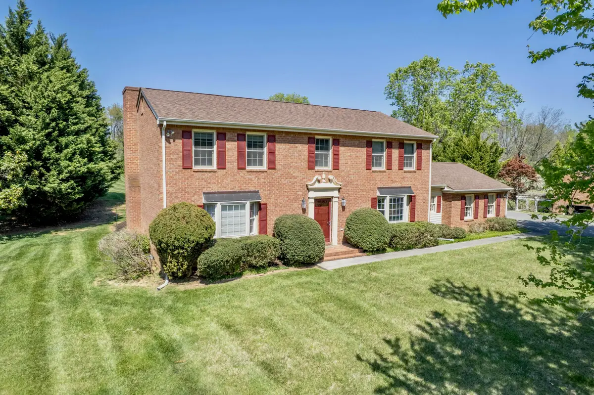 7173 Hollyberry Rd Sw, Roanoke, VA 24018 - #1